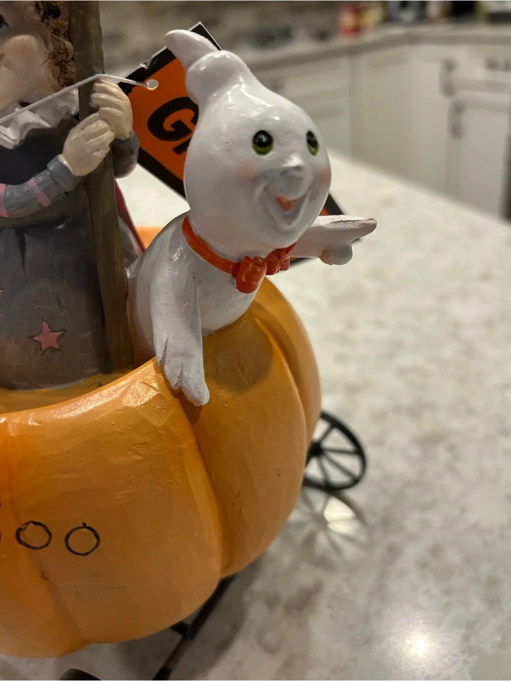 “New” Ghoulish Orange Pumpkin Witch & Friends Halloween Decoration